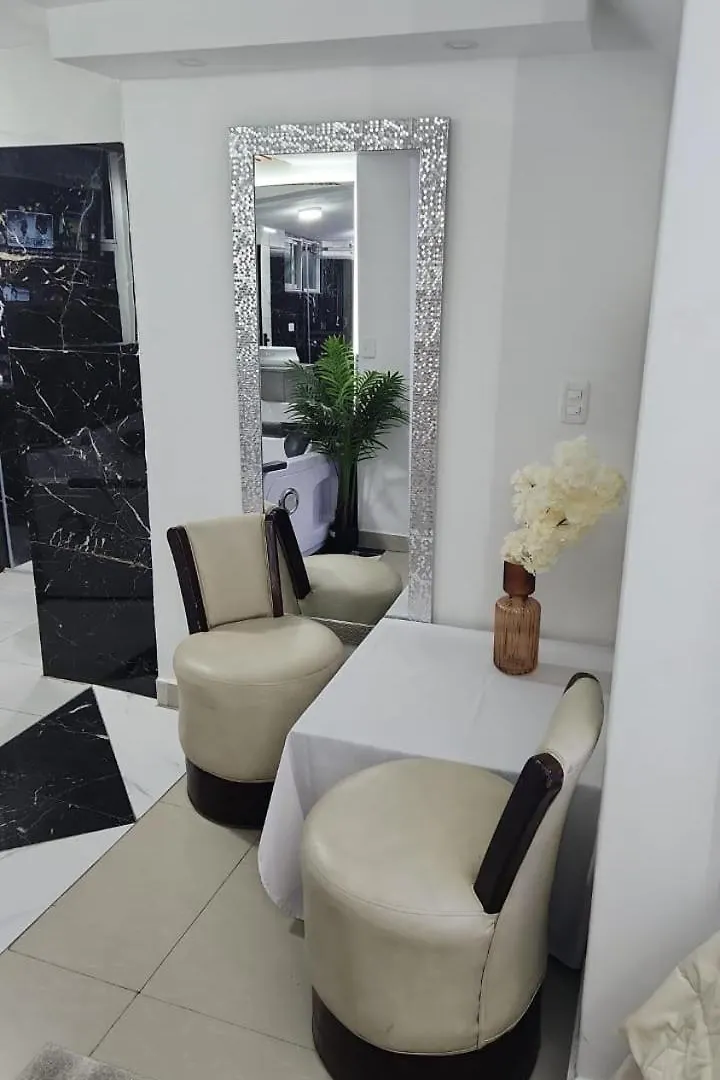 Hotel Luna Quitena Quito Ecuador